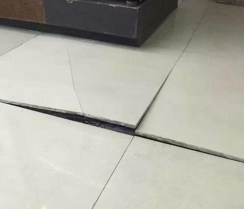 墙砖空鼓怎么处理规范最新图片(针对近两年墙砖空鼓的现象的维修方法)