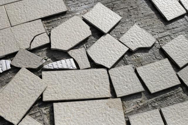 地面瓷砖空鼓不处理会有什么后果吗(地面瓷砖空鼓不处理会有什么后果吗图片) 地面瓷砖空鼓不处理会有什么后果吗(地面瓷砖空鼓不处理会有什么后果吗图片)